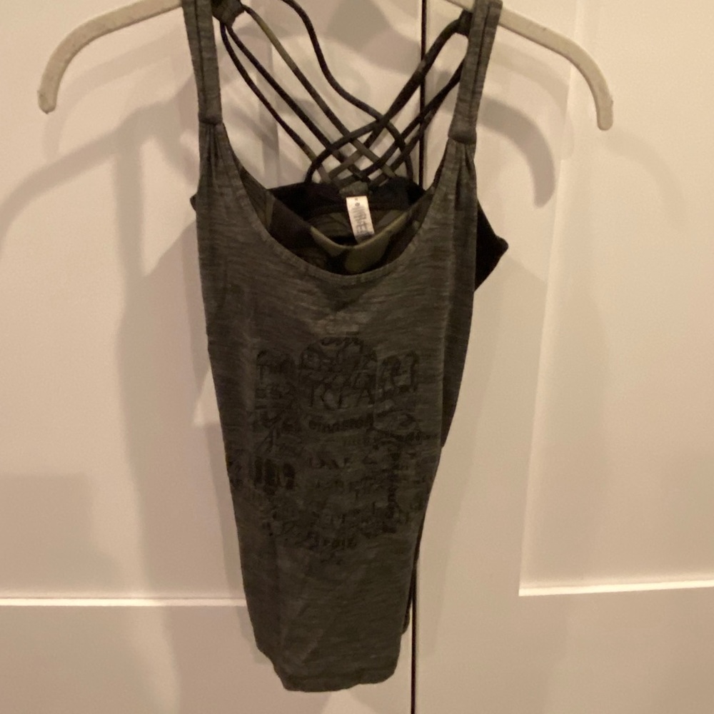 Lulu lemon tank